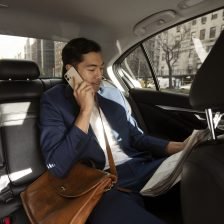 taxi-driver-getting-ready-customer